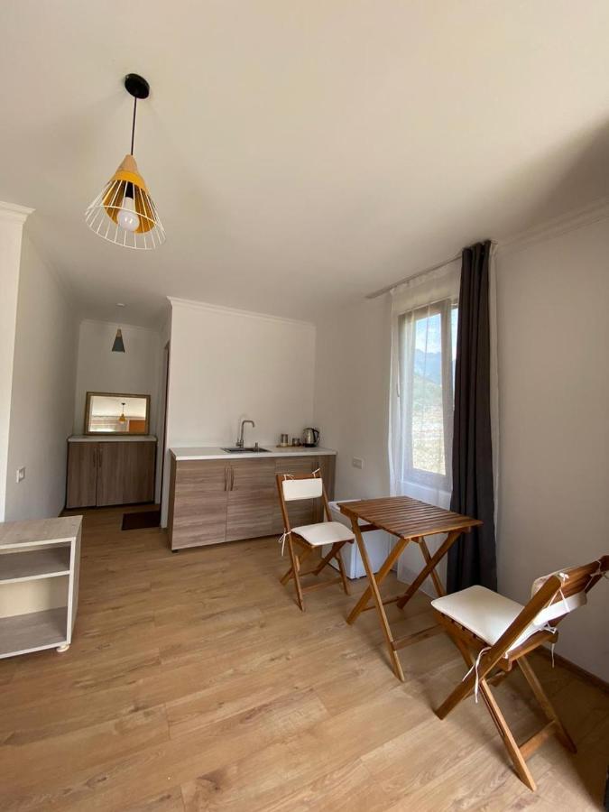 Cottage Qel Mestia Luaran gambar