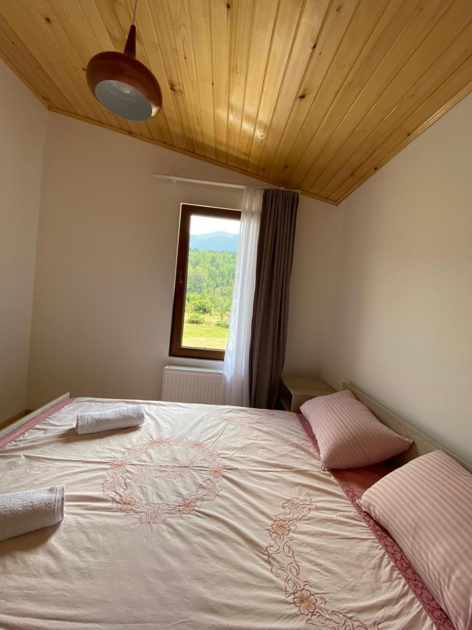 Cottage Qel Mestia Luaran gambar